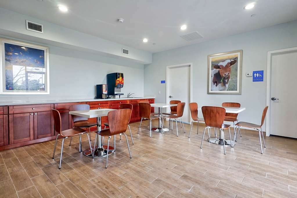 Porter Inn Ресторант снимка